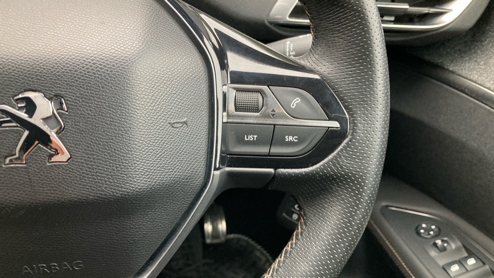 Peugeot 3008 1.2 PureTech GT Line 5dr Petrol Estate - Image 37