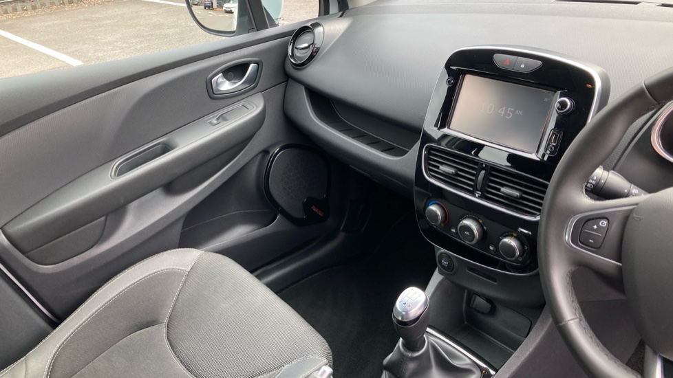 Renault Clio 1.2 16V Dynamique Nav 5dr Petrol Hatchback - Image 14