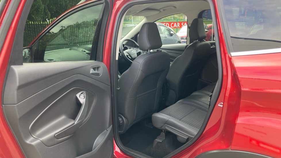 Ford Kuga 2.0 TDCi 180 Titanium Edition 5dr Auto Diesel Estate - Image 16