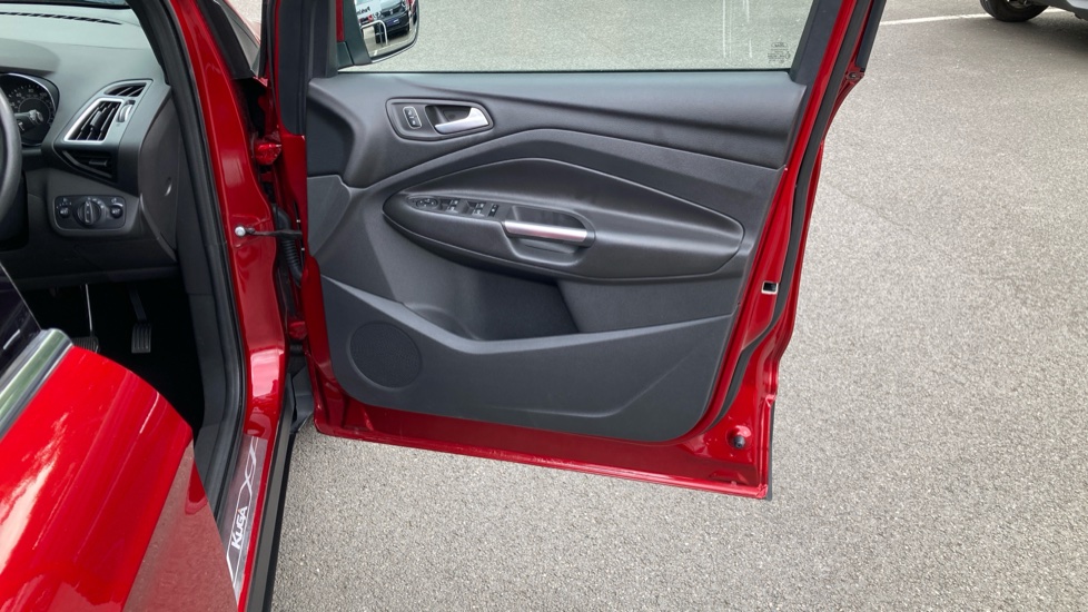 Ford Kuga 2.0 TDCi 180 Titanium Edition 5dr Auto Diesel Estate - Image 38