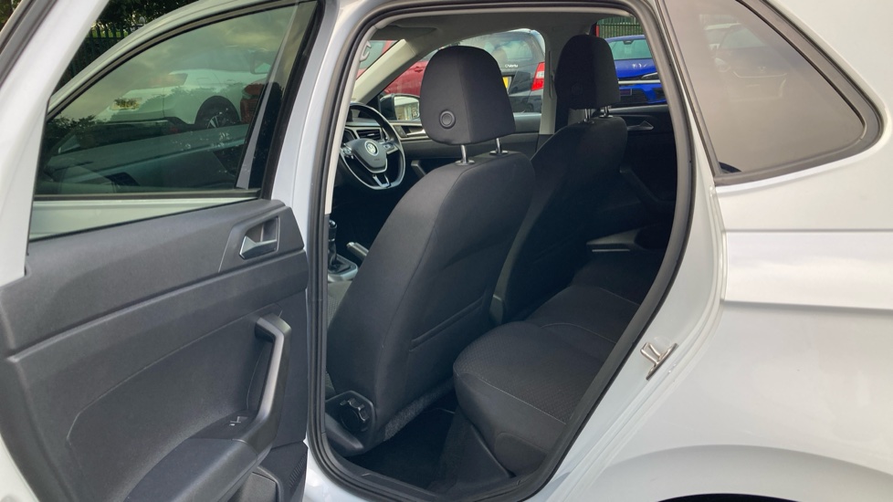 Volkswagen Polo 1.0 TSI 95 SE 5dr Petrol Hatchback - Image 16