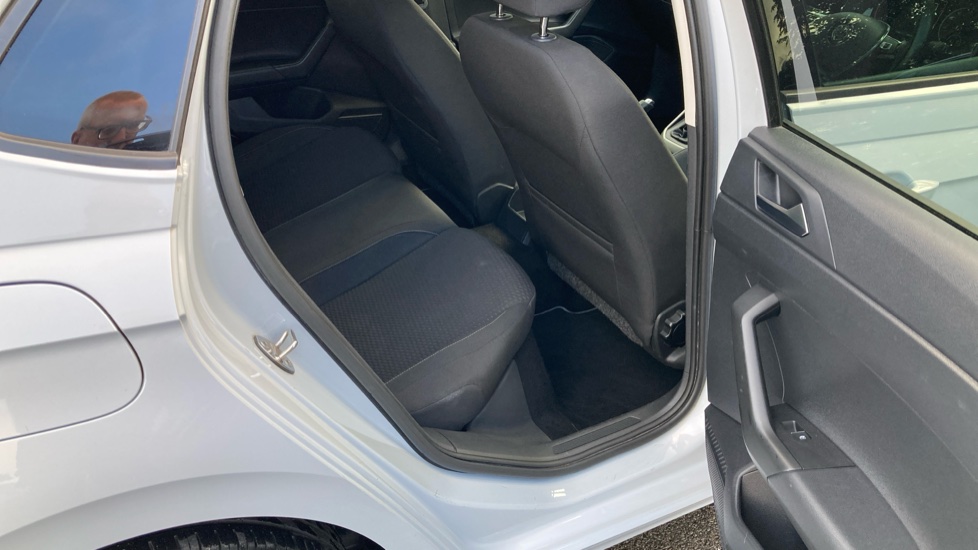 Volkswagen Polo 1.0 TSI 95 SE 5dr Petrol Hatchback - Image 41