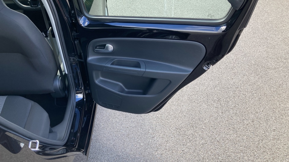 Volkswagen Up 1.0 High Up 5dr Petrol Hatchback - Image 32