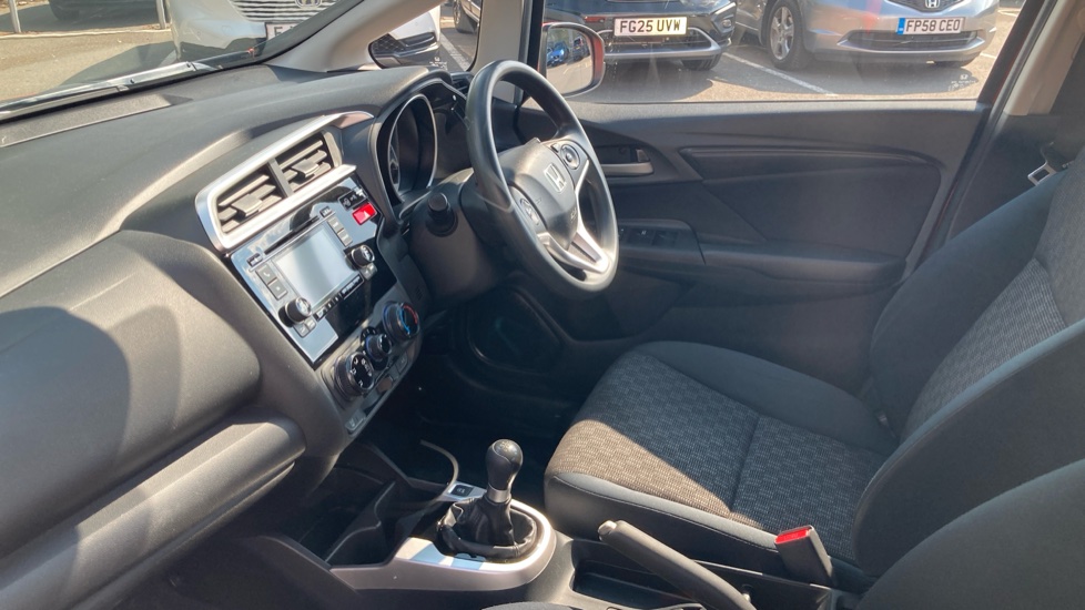 Honda Jazz 1.3 S 5dr Petrol Hatchback - Image 9