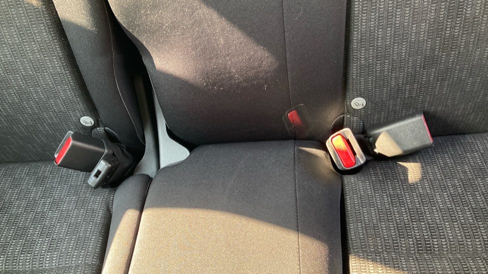 Honda Jazz 1.3 S 5dr Petrol Hatchback - Image 17