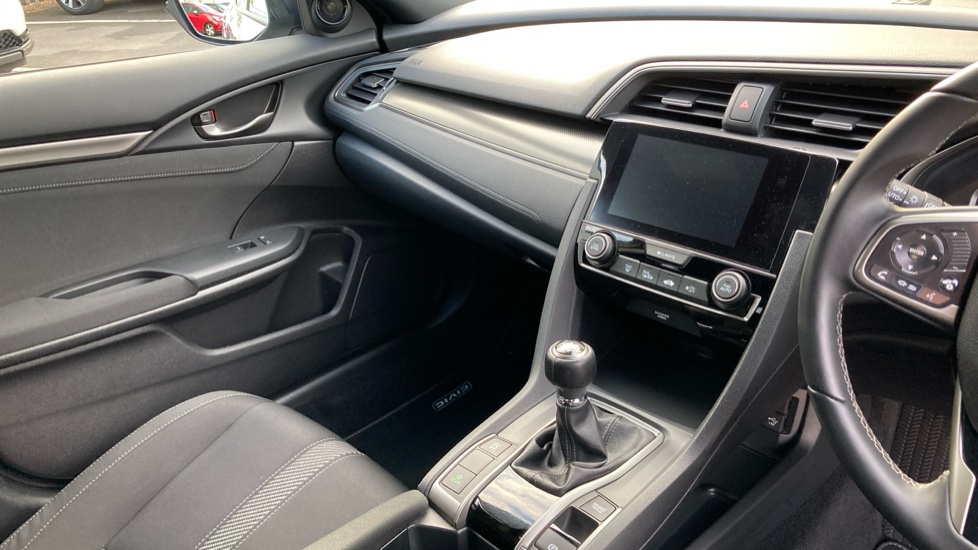Honda Civic 1.0 VTEC Turbo 126 SR 5dr Petrol Hatchback - Image 14