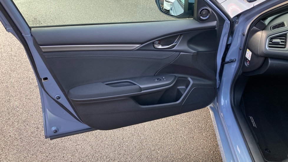Honda Civic 1.0 VTEC Turbo 126 SR 5dr Petrol Hatchback - Image 25
