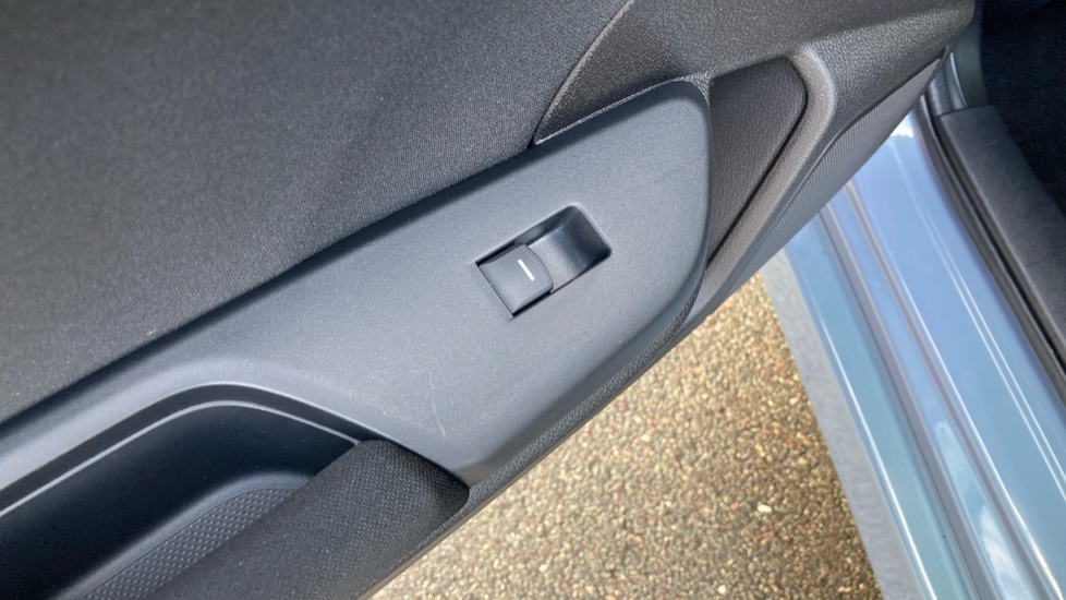 Honda Civic 1.0 VTEC Turbo 126 SR 5dr Petrol Hatchback - Image 26