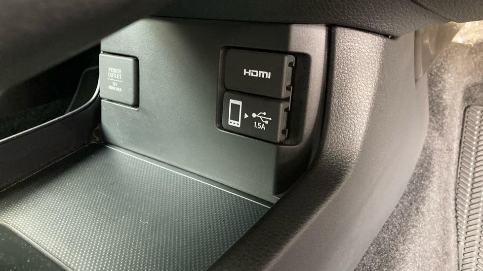 Honda Civic 1.0 VTEC Turbo 126 SR 5dr Petrol Hatchback - Image 57