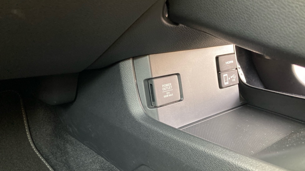 Honda Civic 1.0 VTEC Turbo 126 SR 5dr Petrol Hatchback - Image 58