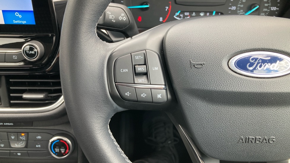 Ford Fiesta 1.0 EcoBoost Zetec 5dr Petrol Hatchback - Image 27
