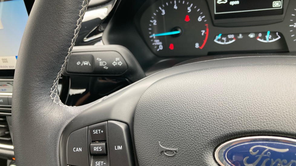 Ford Fiesta 1.0 EcoBoost Zetec 5dr Petrol Hatchback - Image 28