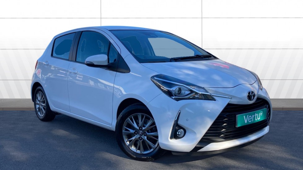 Toyota Yaris 1.5 VVT-i Icon Tech 5dr Petrol Hatchback - Image 1