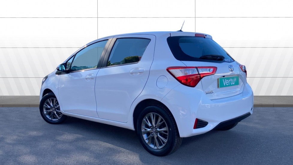 Toyota Yaris 1.5 VVT-i Icon Tech 5dr Petrol Hatchback - Image 2