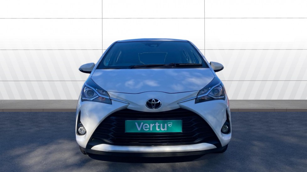 Toyota Yaris 1.5 VVT-i Icon Tech 5dr Petrol Hatchback - Image 3