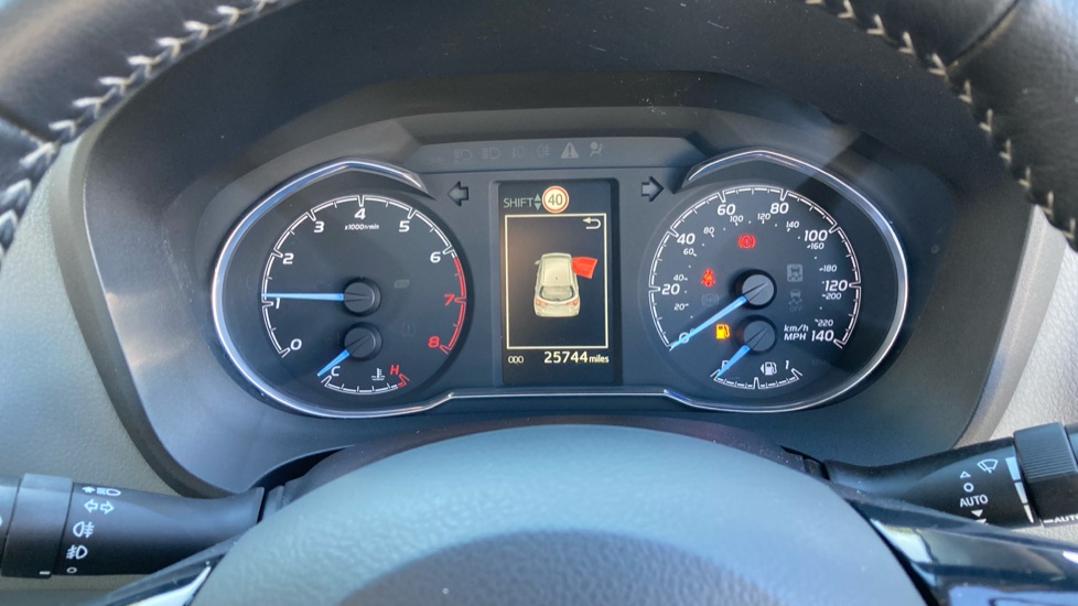 Toyota Yaris 1.5 VVT-i Icon Tech 5dr Petrol Hatchback - Image 18