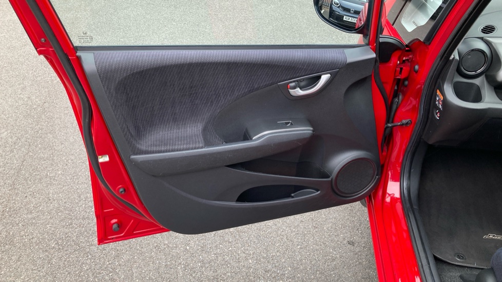 Honda Jazz 1.4 i-VTEC ES Plus 5dr Petrol Hatchback - Image 27