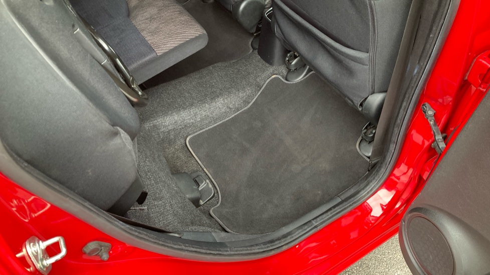 Honda Jazz 1.4 i-VTEC ES Plus 5dr Petrol Hatchback - Image 38