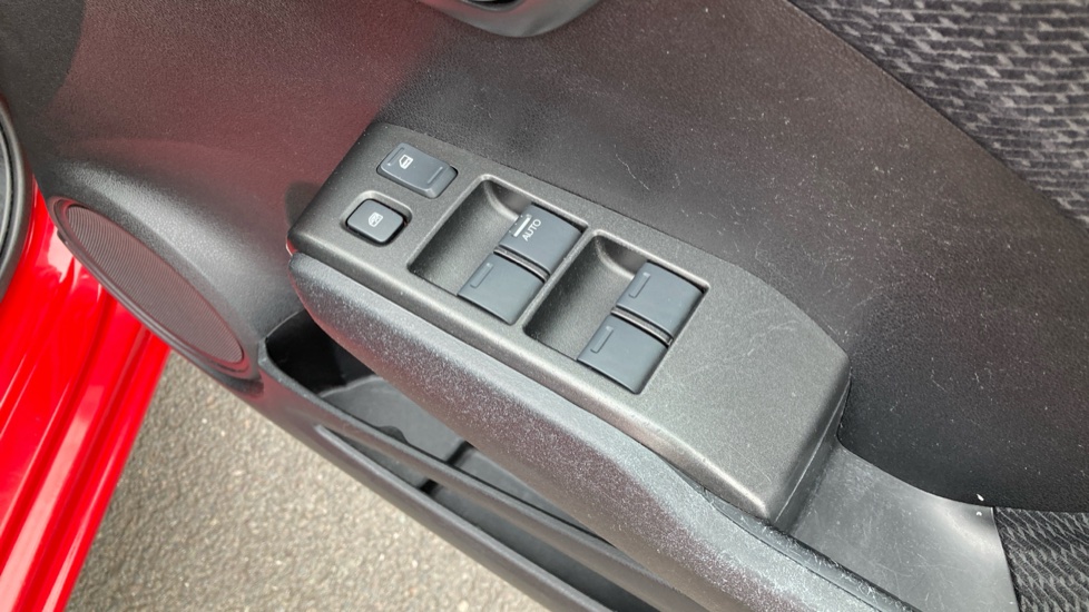 Honda Jazz 1.4 i-VTEC ES Plus 5dr Petrol Hatchback - Image 45