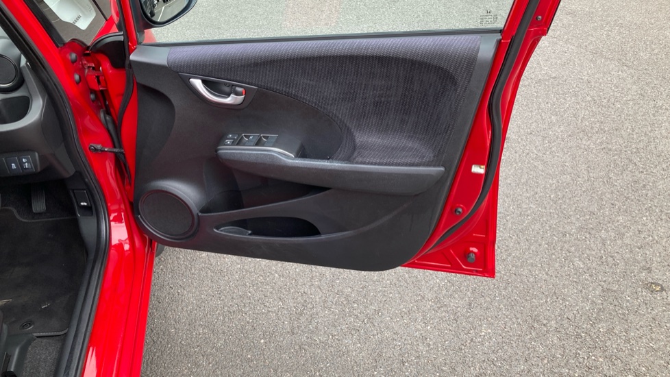 Honda Jazz 1.4 i-VTEC ES Plus 5dr Petrol Hatchback - Image 46