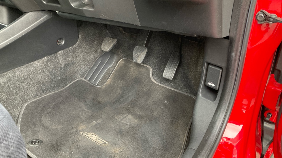 Honda Jazz 1.4 i-VTEC ES Plus 5dr Petrol Hatchback - Image 47