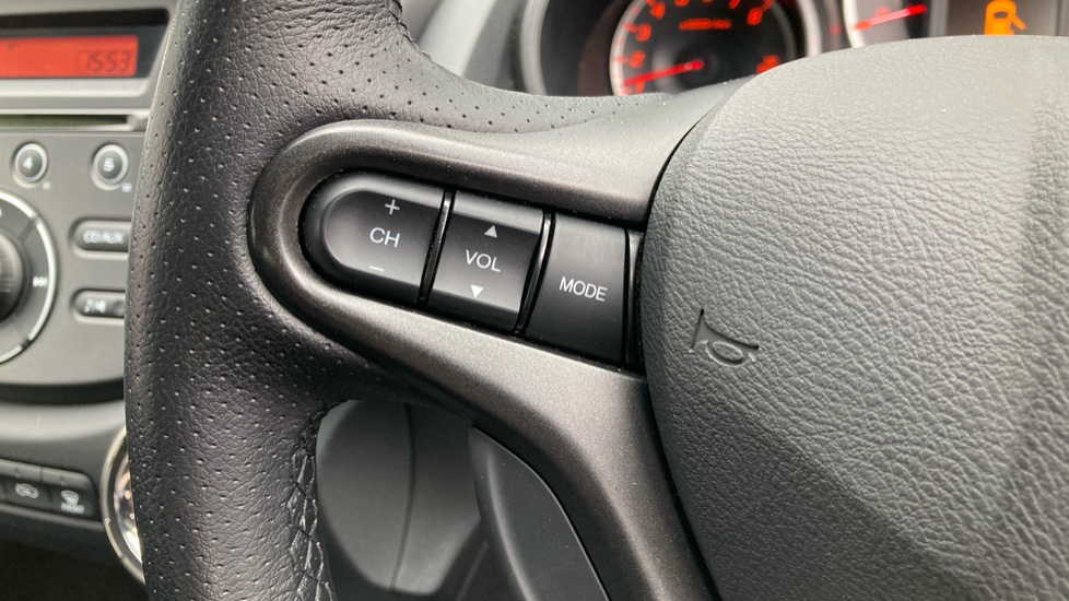 Honda Jazz 1.4 i-VTEC ES Plus 5dr Petrol Hatchback - Image 56
