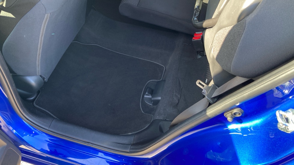 Honda Civic 1.4 i-VTEC Sport 5dr Petrol Hatchback - Image 25