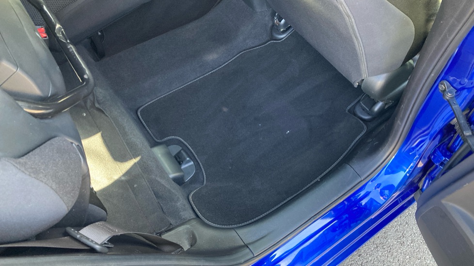 Honda Civic 1.4 i-VTEC Sport 5dr Petrol Hatchback - Image 32