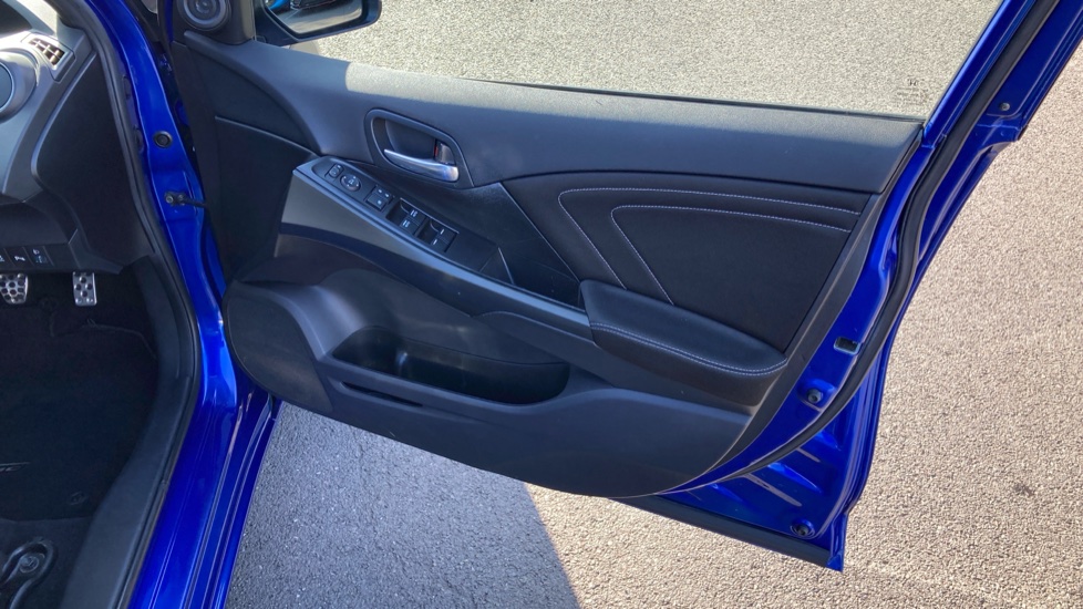 Honda Civic 1.4 i-VTEC Sport 5dr Petrol Hatchback - Image 38