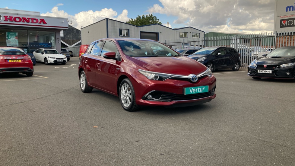 Toyota Auris 1.8 Hybrid Icon Tech TSS 5dr CVT Hybrid Hatchback - Image 39