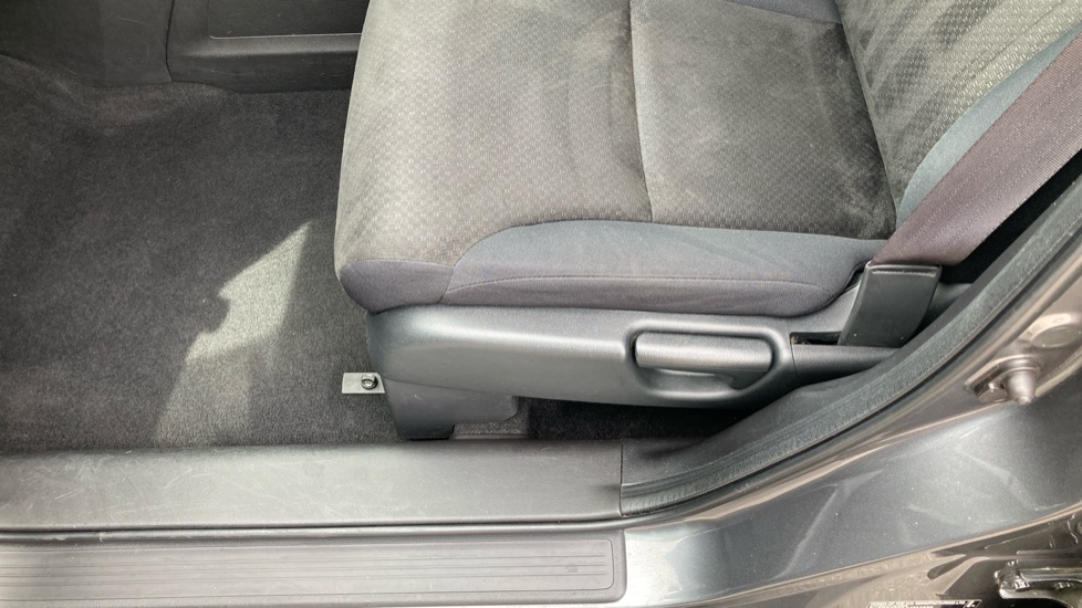 Honda CR-V 1.6 i-DTEC S 5dr 2WD [Nav] Diesel Estate - Image 21