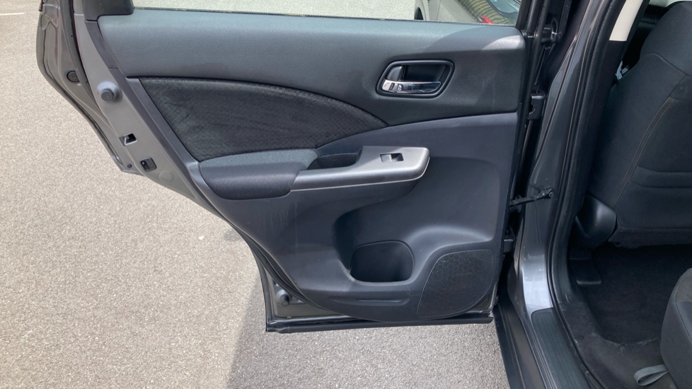 Honda CR-V 1.6 i-DTEC S 5dr 2WD [Nav] Diesel Estate - Image 33