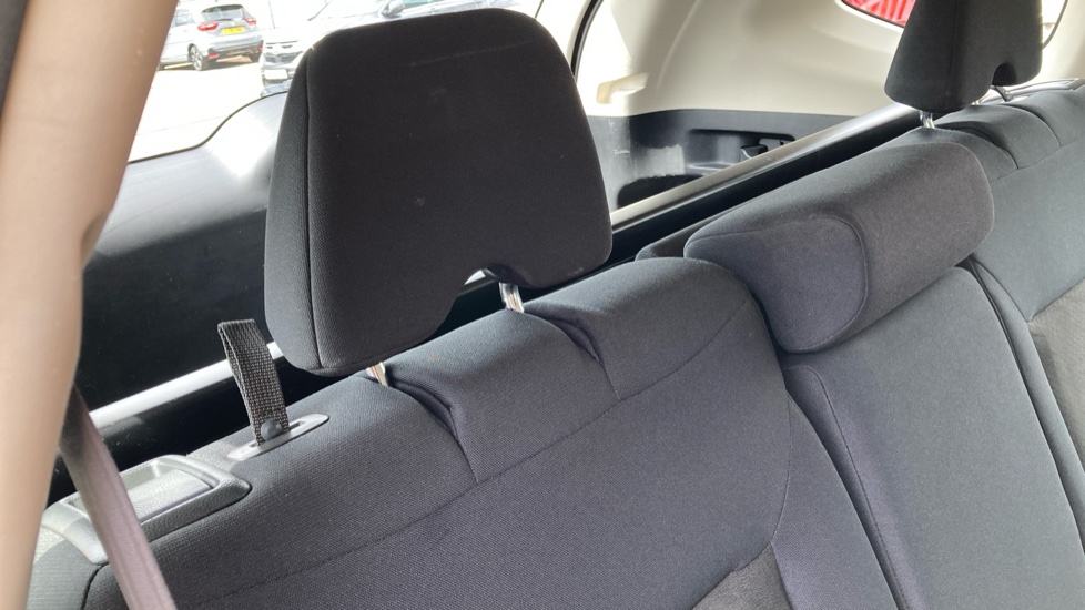 Honda CR-V 1.6 i-DTEC S 5dr 2WD [Nav] Diesel Estate - Image 48