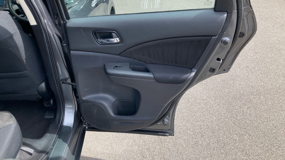 Honda CR-V 1.6 i-DTEC S 5dr 2WD [Nav] Diesel Estate - Image 51