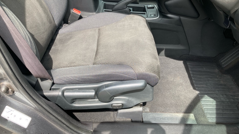 Honda CR-V 1.6 i-DTEC S 5dr 2WD [Nav] Diesel Estate - Image 52