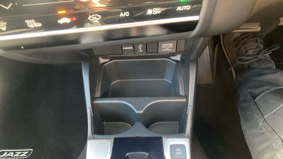 Honda Jazz 1.3 i-VTEC EX Navi 5dr CVT Petrol Hatchback - Image 25