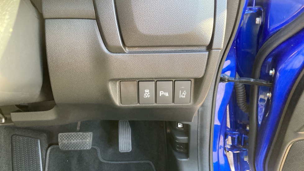 Honda Jazz 1.3 i-VTEC EX Navi 5dr CVT Petrol Hatchback - Image 34