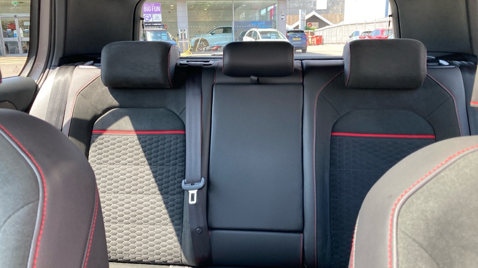 Volkswagen Golf 2.0 TSI 245 GTI Performance 5dr Petrol Hatchback - Image 15