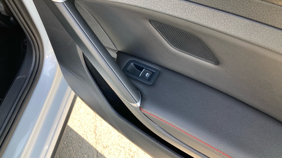 Volkswagen Golf 2.0 TSI 245 GTI Performance 5dr Petrol Hatchback - Image 35