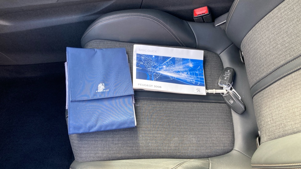 Peugeot 3008 1.5 BlueHDi GT Line Premium 5dr Diesel Estate - Image 19
