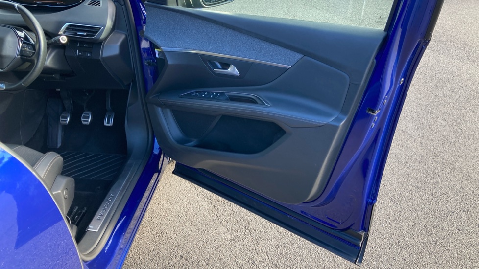 Peugeot 3008 1.5 BlueHDi GT Line Premium 5dr Diesel Estate - Image 56