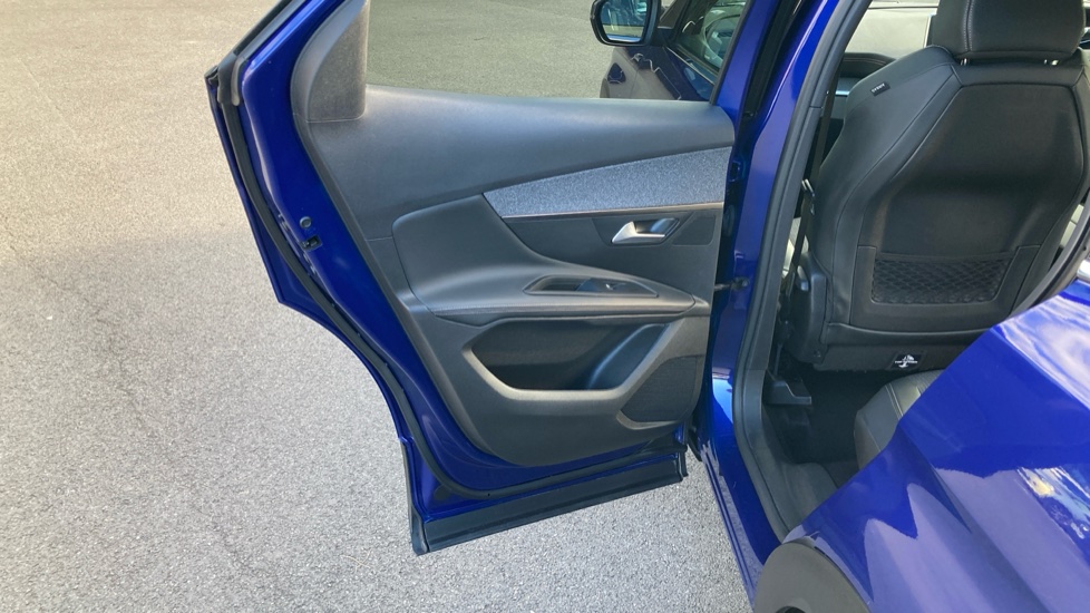 Peugeot 3008 1.5 BlueHDi GT Line Premium 5dr Diesel Estate - Image 62