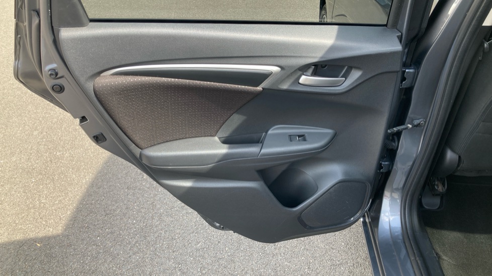 Honda Jazz 1.3 i-VTEC EX 5dr CVT Petrol Hatchback - Image 32