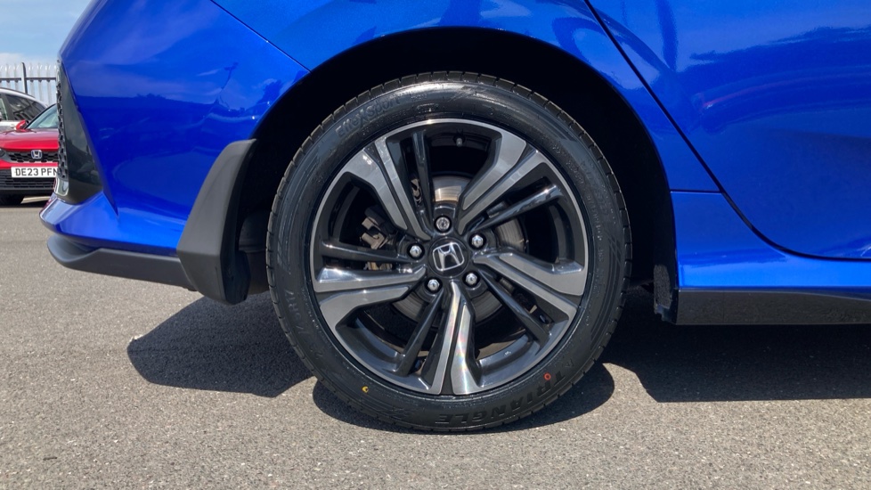 Honda Civic 1.5 VTEC Turbo Prestige 5dr CVT Petrol Hatchback - Image 7