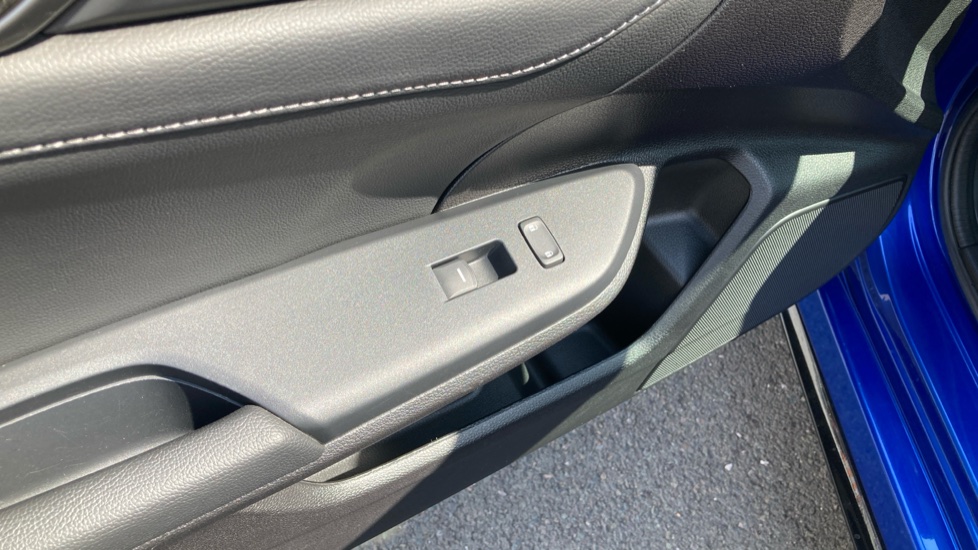 Honda Civic 1.5 VTEC Turbo Prestige 5dr CVT Petrol Hatchback - Image 23