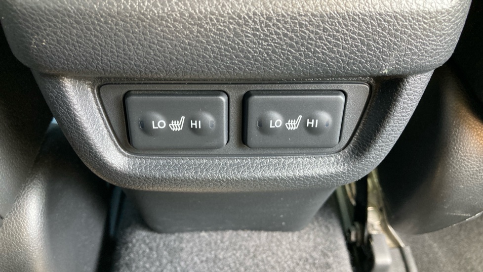 Honda Civic 1.5 VTEC Turbo Prestige 5dr CVT Petrol Hatchback - Image 33