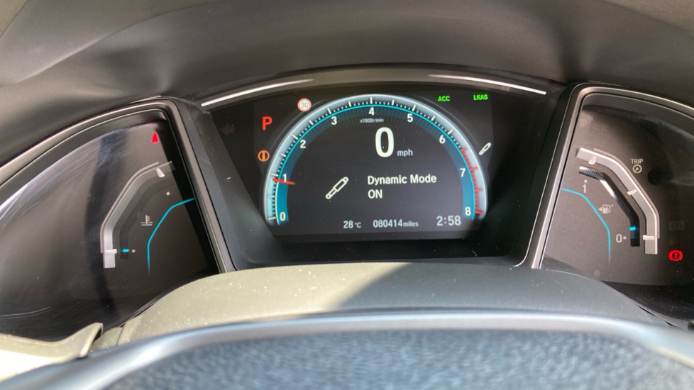 Honda Civic 1.5 VTEC Turbo Prestige 5dr CVT Petrol Hatchback - Image 48
