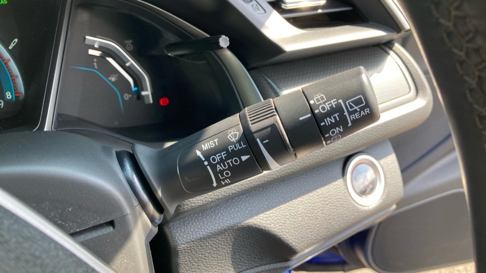 Honda Civic 1.5 VTEC Turbo Prestige 5dr CVT Petrol Hatchback - Image 56
