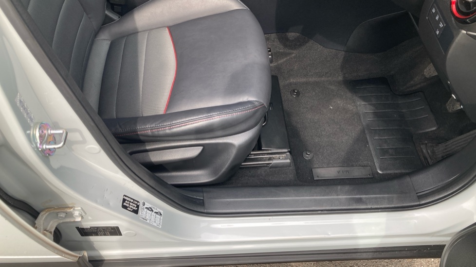 Mazda CX-3 2.0 Sport Nav 5dr Petrol Hatchback - Image 36