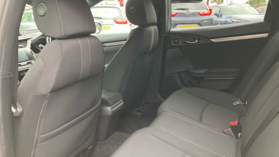 Honda Civic 1.0 VTEC Turbo SR 5dr Petrol Hatchback - Image 16